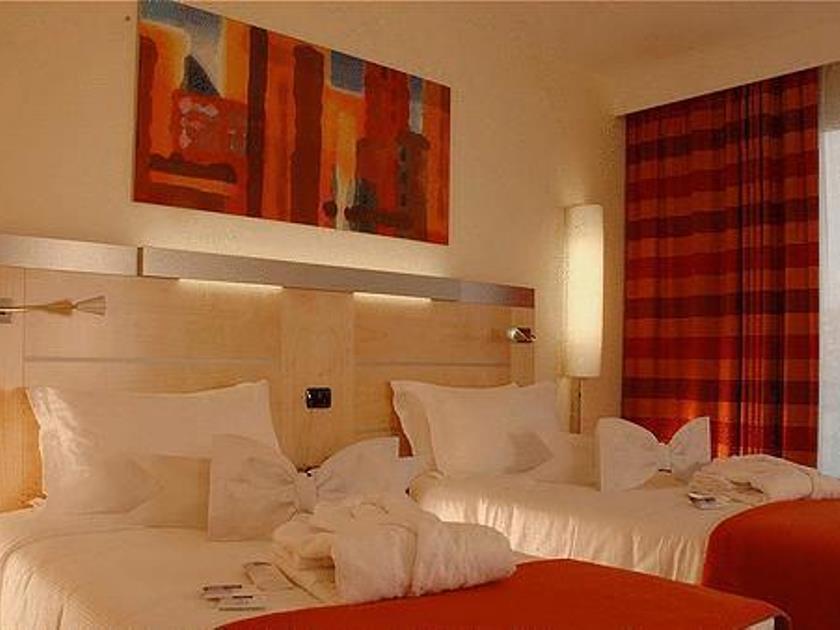 Idea Hotel Torino Mirafiori Turim Exterior foto